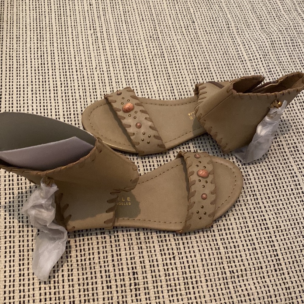 Very Volatile sandals size 6